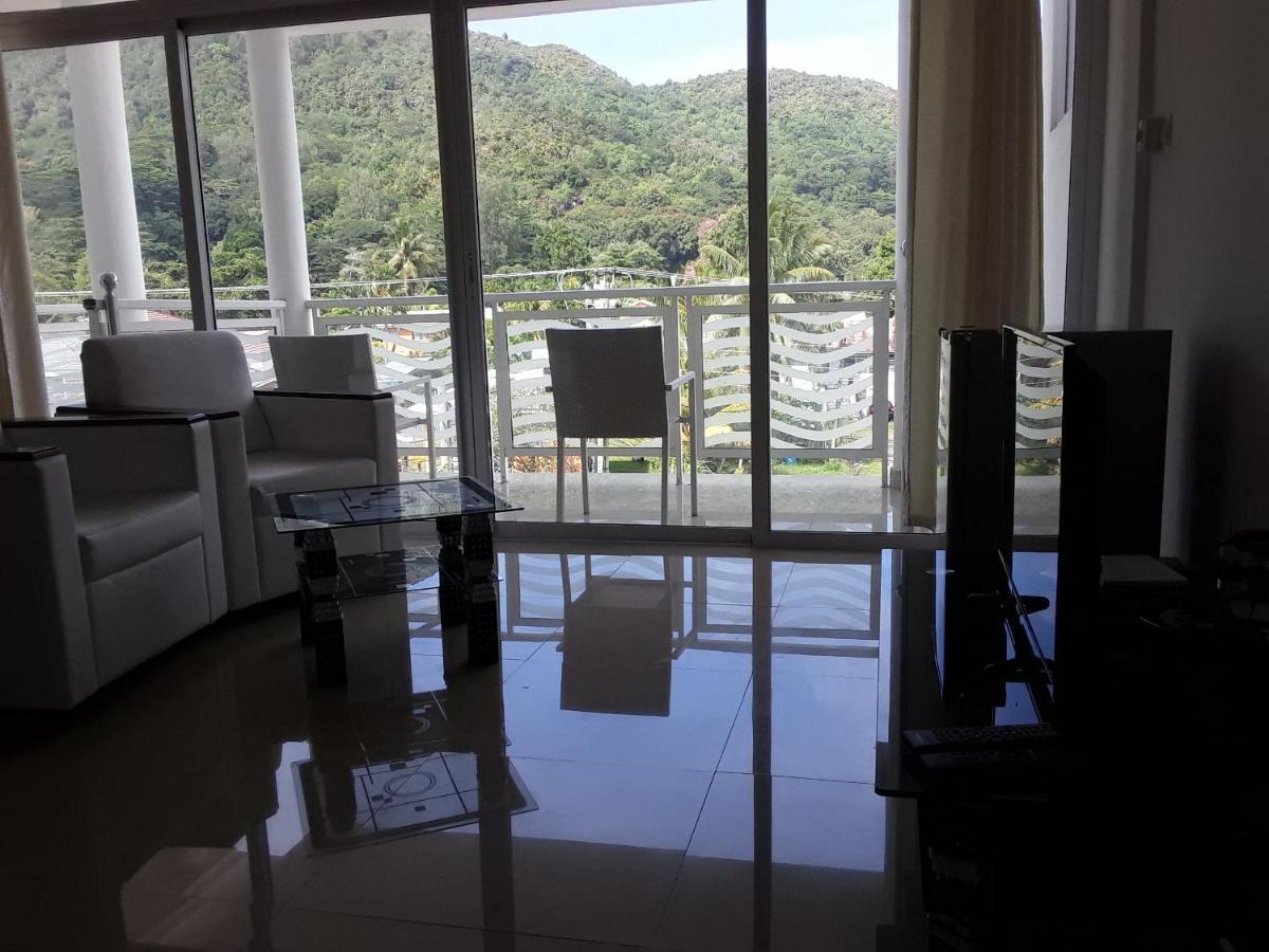 Diamond Plaza Hotel Grand Anse  Exterior photo