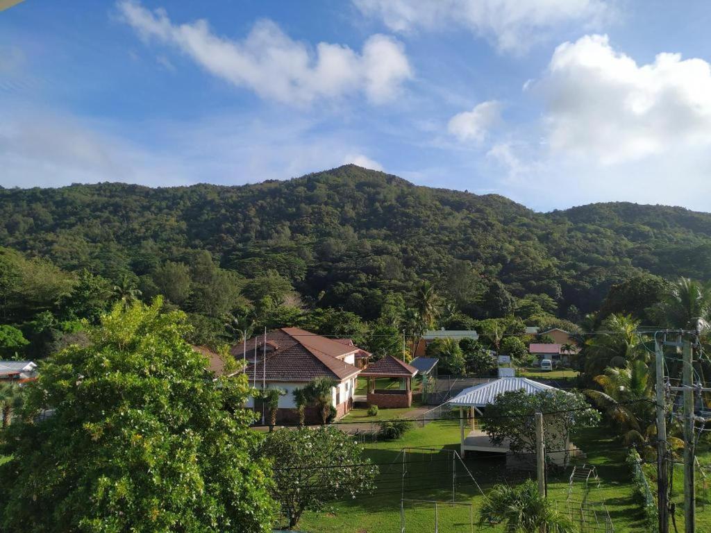 Diamond Plaza Hotel Grand Anse  Exterior photo